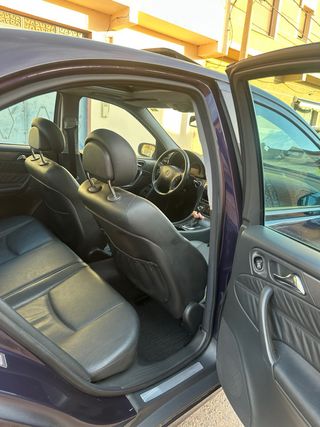 Mercedes-Benz Clase C 2003