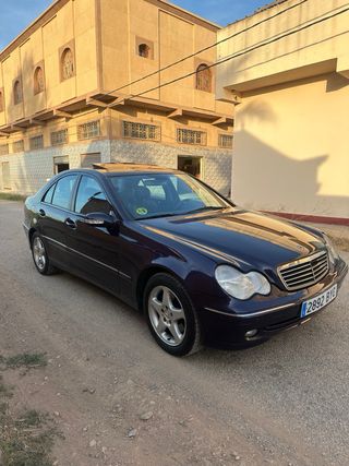 Mercedes-Benz Clase C 2003