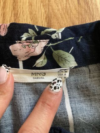 Camisa de Mango con estampado de flores