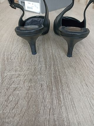Zapato tira ante
