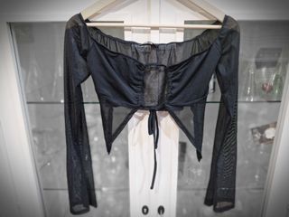 Top de malla negro manga larga