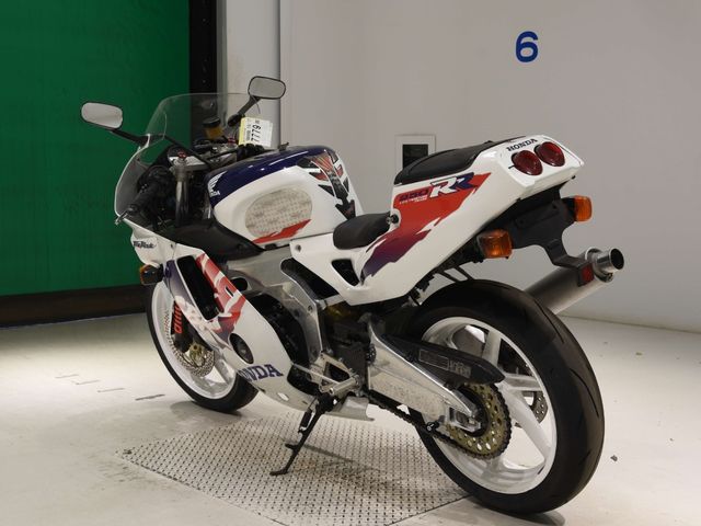 Honda CBR250RR MC22