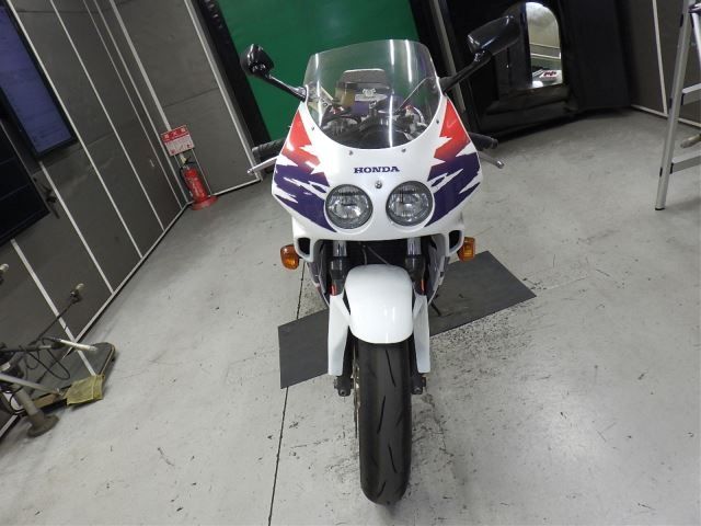 Honda CBR250RR MC22