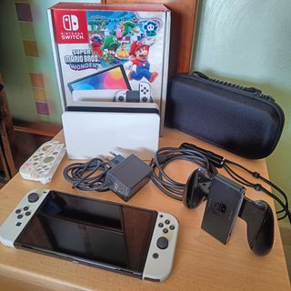 Nintendo Switch OLED Super Mario Bros Wonder