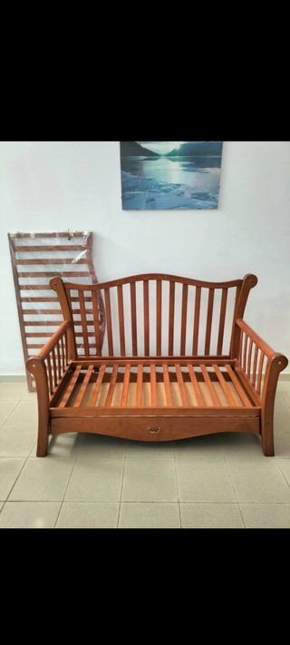 Divano letto in legno con cassetto