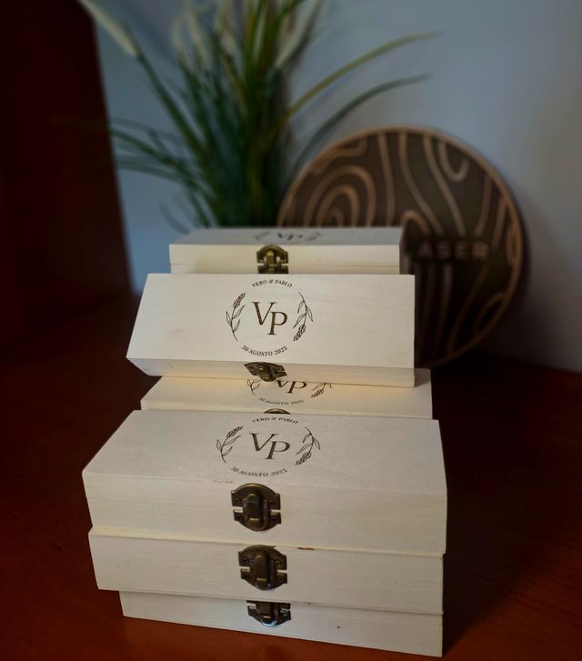 Scatola in legno personalizzata per regali - Matrimoni