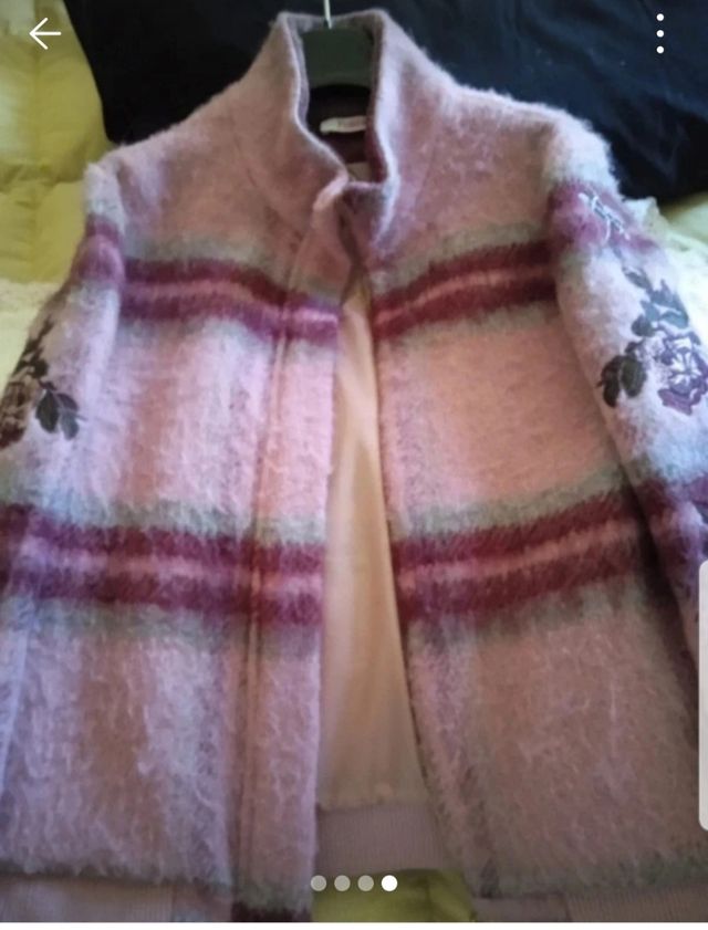 Giubbotto corto caldo con ricami