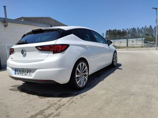 Opel Astra 2020