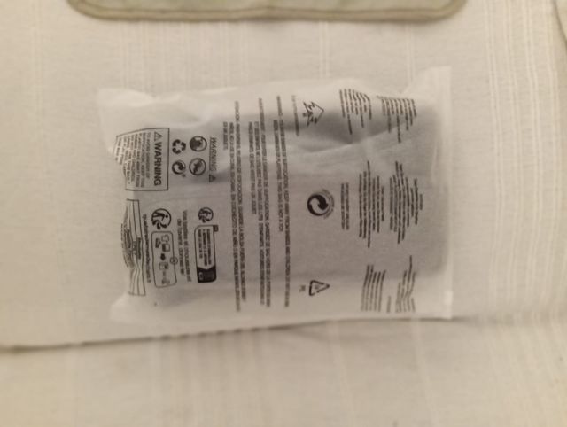 Portabebés de tela gris