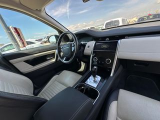 Land Rover Discovery Sport 2021