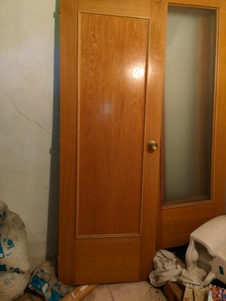 Puerta de madera 