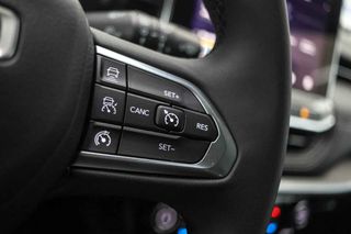 Jeep Compass eHybrid 1.5 MHEV 96kW Limited Dct **Sólo 12.000km**