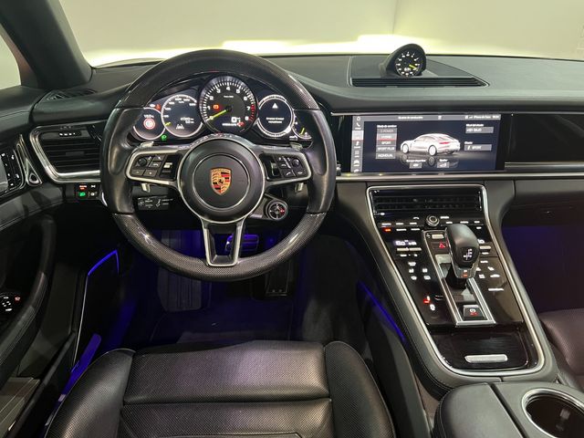 Porsche Panamera 4 E-Hybrid Executive