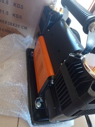 Compresor Aire 12V 300L/min