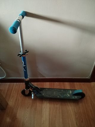 Patinete infantil plegable con freno