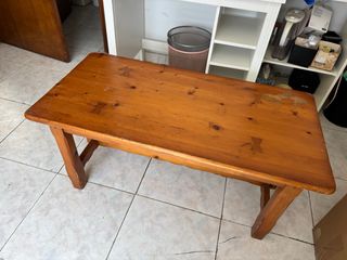 Mesa de madera maciza