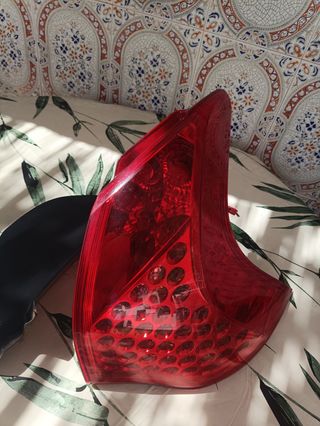 Piloto trasero derecho Peugeot 3008