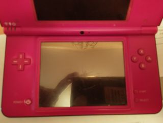 Nintendo DS XL para piezas. Pantalla arañada.