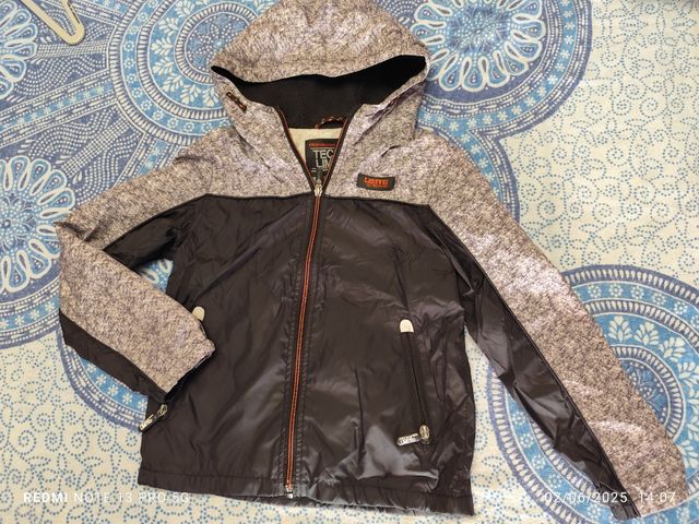 Chaqueta cortavientos niño