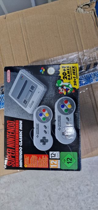 Super Nintendo Classic Mini Gris