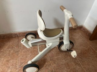 Triciclo adaptable 2-5 años