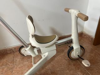 Triciclo adaptable 2-5 años