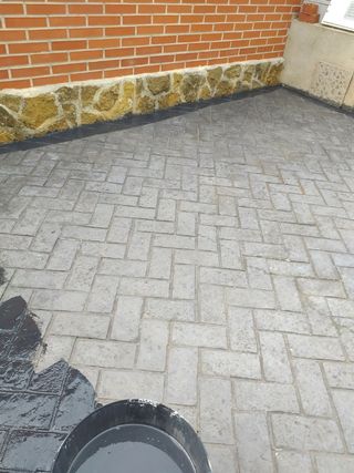 Reparación de hormigón impreso antiguo