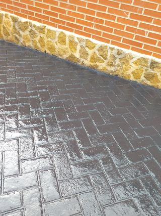 Reparación de hormigón impreso antiguo