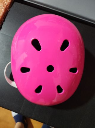 Casco rosa patinete/bicicleta/ monopatin. Talla S