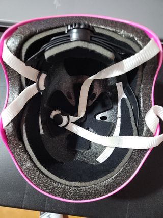 Casco rosa patinete/bicicleta/ monopatin. Talla S