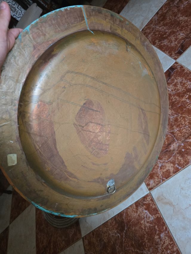 Platos de cobre marroquíes