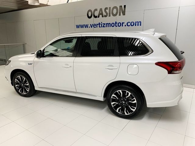 Mitsubishi Outlander 2.0 PHEV Kaiteki Auto 4WD