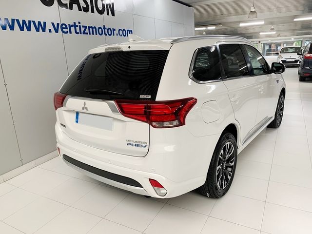 Mitsubishi Outlander 2.0 PHEV Kaiteki Auto 4WD
