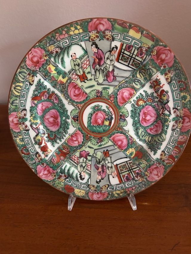 Set due piatti antichi cinesi decorati Rose