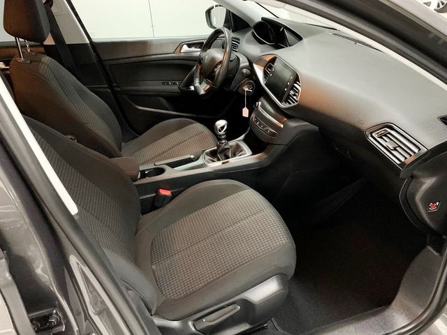 Peugeot 308 SW Business Line BlueHDi 100 S&S 6 Vel.