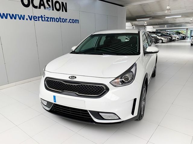 Kia Niro 1.6 GDi HEV 104kW (141CV) Drive