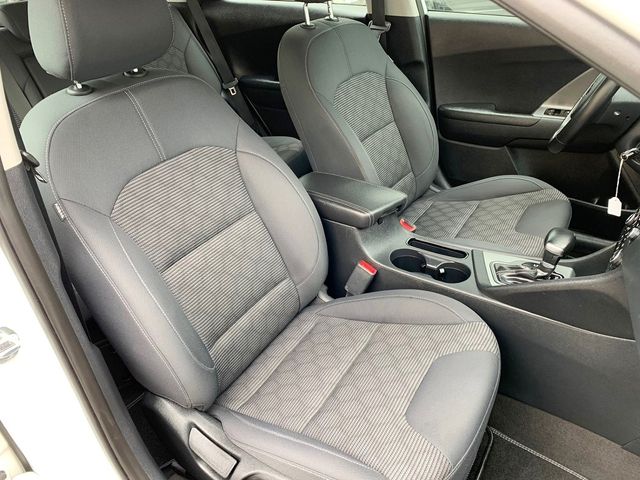 Kia Niro 1.6 GDi HEV 104kW (141CV) Drive