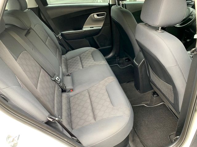 Kia Niro 1.6 GDi HEV 104kW (141CV) Drive