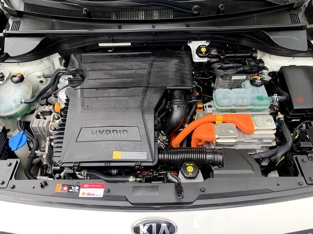 Kia Niro 1.6 GDi HEV 104kW (141CV) Drive