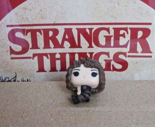 Funko Nancy Stranger Things Kinder Joy