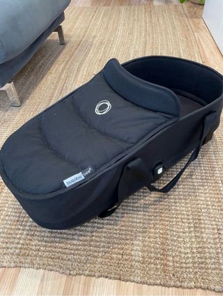 Bugaboo Bee 6 capazo y silla  (chasis a estrenar)