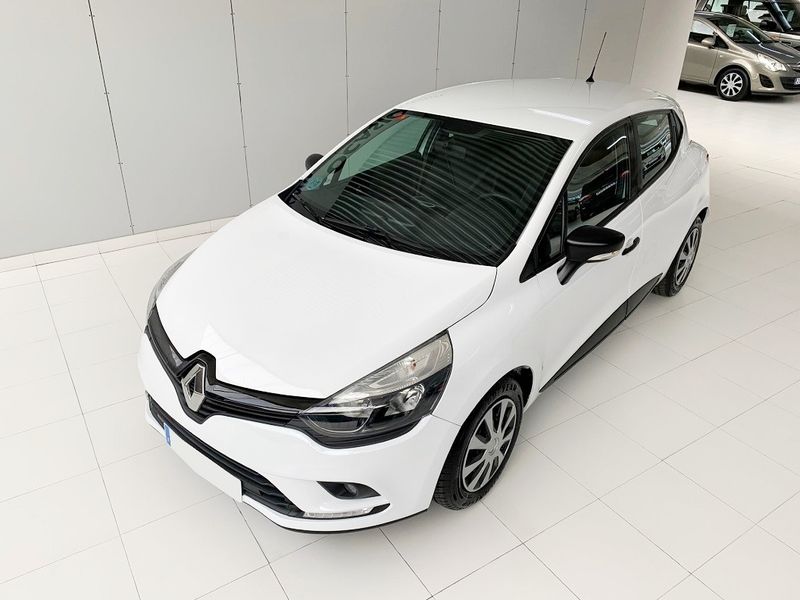 Renault Clio 2019, foto 16