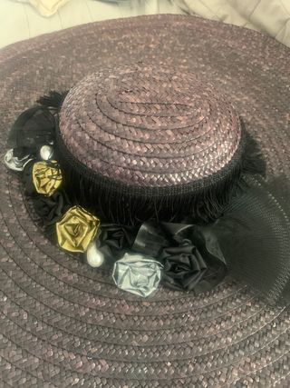 Cappello donna elegante nero e oro