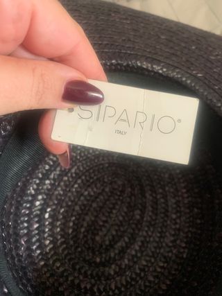 Cappello donna elegante nero e oro