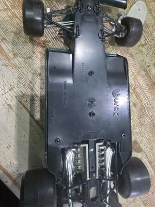 Burago 1:14 Lotus Martini MK4 79 Andretti