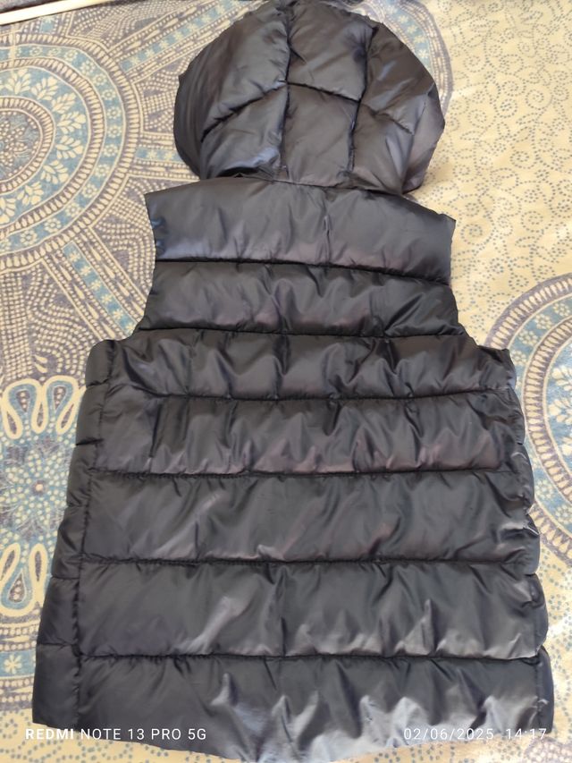 Chaleco niño. Sfera.  T. 5/6 años