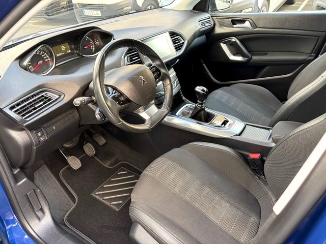 Peugeot 308 SW Allure BlueHDI 130 S&S 6 Vel. MAN