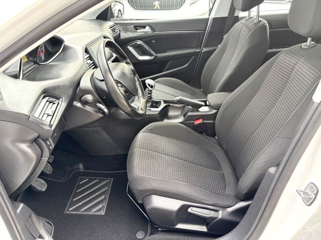 Peugeot 308 5p Active 1.5 BlueHDi 96KW (130CV)