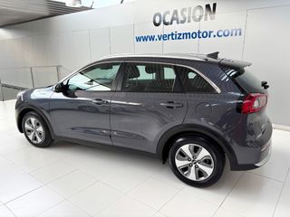 Kia Niro 1.6 GDi HEV 104kW (141CV) Drive