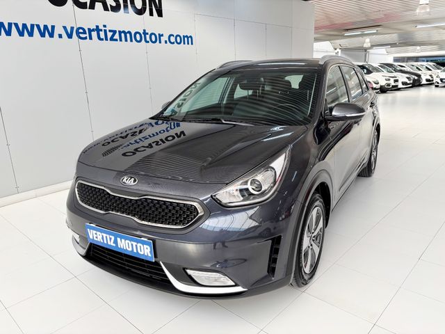 Kia Niro 1.6 GDi HEV 104kW (141CV) Drive